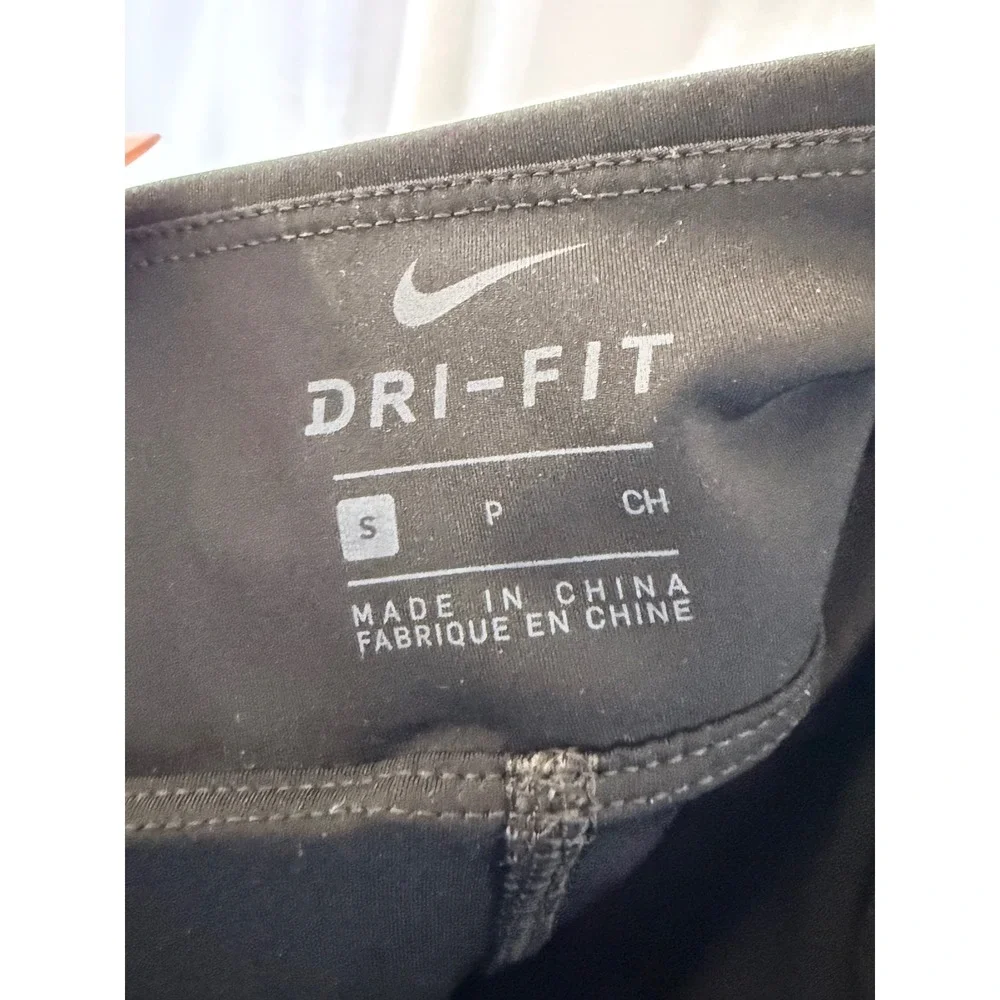 Nike Dri-FIT Tennis Skort Women Small Black Excellent Pleated Side Panels